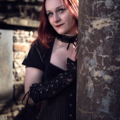 Image outside_goth_005