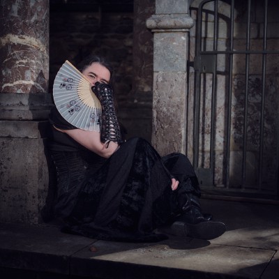 Image outside_goth_019